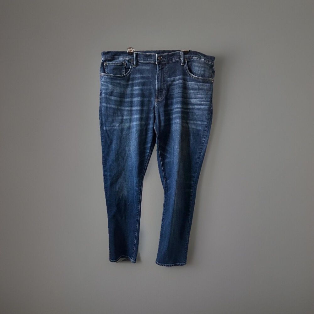 Lucky Brand 223 Men's Straight Jeans 42x32 Blue Medium Wash Casual Denim - Picture 1 of 5